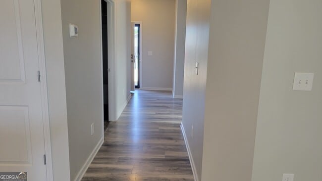 Building Photo - 1 Berryrun Dr