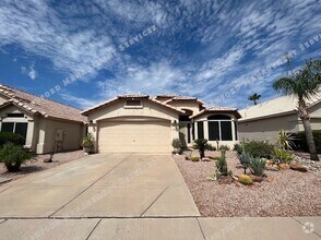 Building Photo - ***MOVE IN SPECIAL!*** BEAUTIFUL 3 BEDROOM...