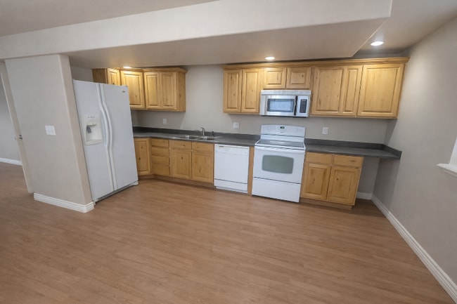 Building Photo - 1287 Reese Dr