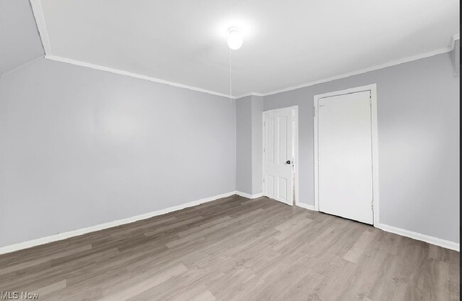 Building Photo - 2056 W 95th St