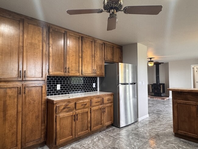 Building Photo - 17554 Patricia Way