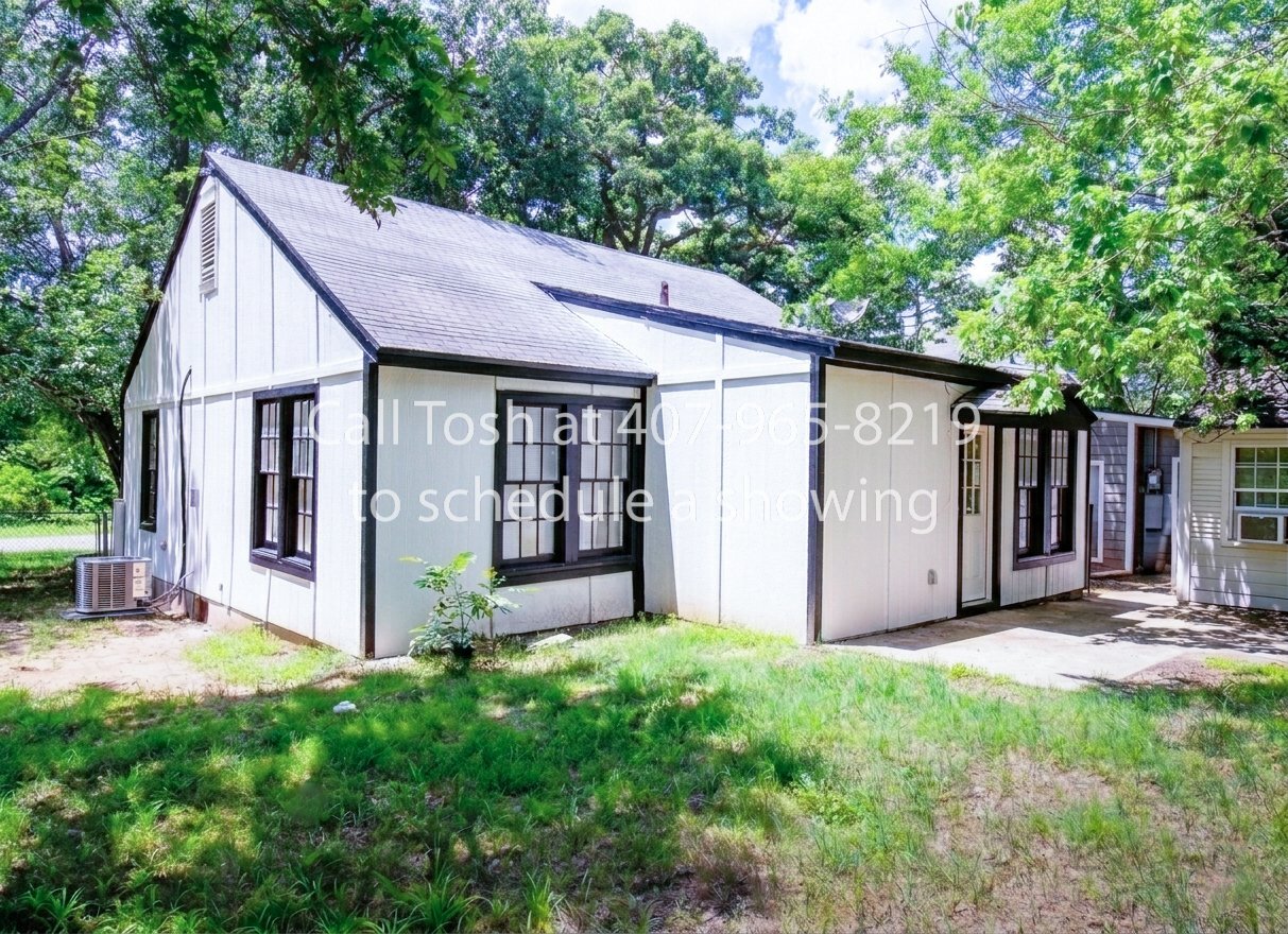Building Photo - 1110 S Houston Ave