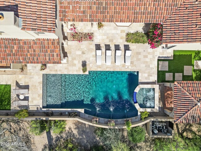 Building Photo - 9290 E Thompson Peak Pkwy