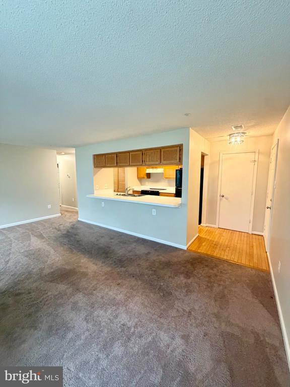 Building Photo - 2703 Snowbird Terrace
