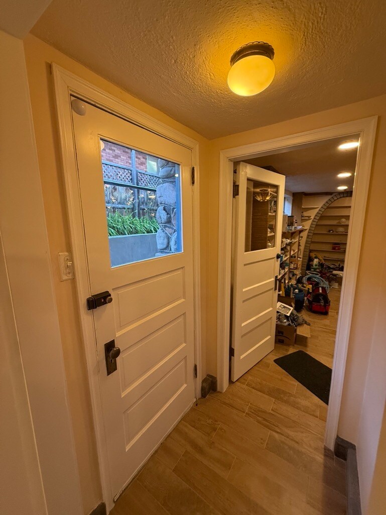 Building Photo - 452 S 800 E