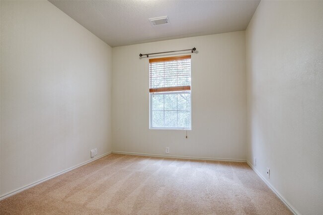 Building Photo - 23838 Pebworth Pl