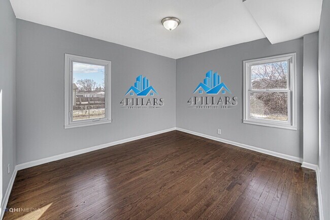 Building Photo - For Rent – Spacious 5BR/2BA Home in Hammond!