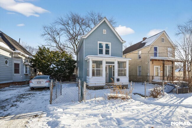 Building Photo - Charming 3BR House in Peoria