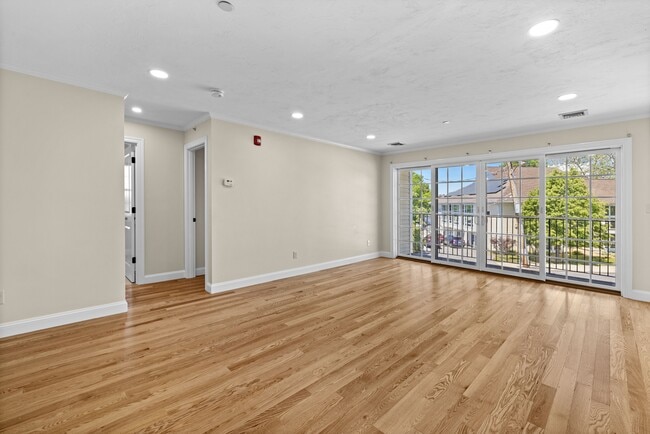 Building Photo - 57 Dedham Ave