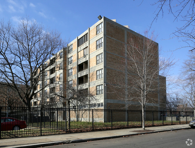 Building Photo - Potomac Gardens Apartments