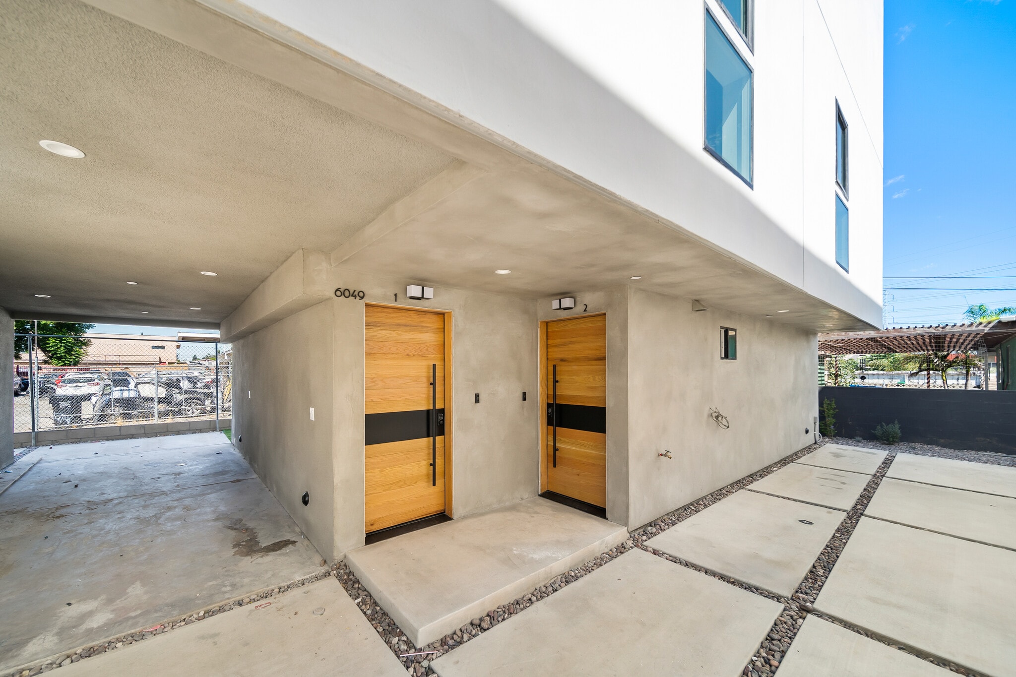 Building Photo - 6053 Craner Ave