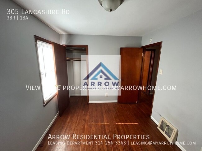 Building Photo - 305 Lancashire Rd