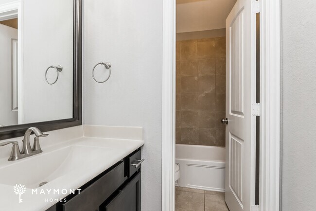 Building Photo - 13202 Maywater Crest Ct