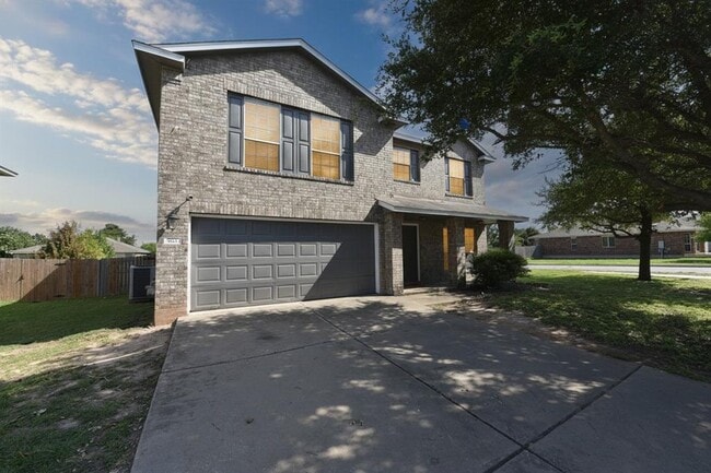 Building Photo - 802 Rubles Ct