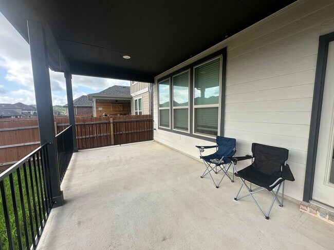 Building Photo - 3 Bed 2 Bath in Liberty Hill Tx