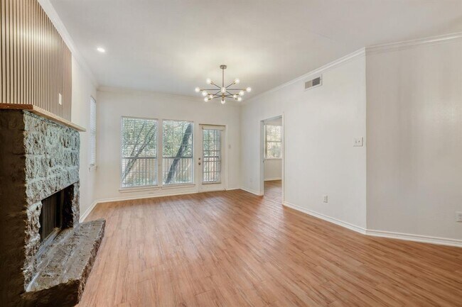 Building Photo - 6804 N Capital of Texas Hwy