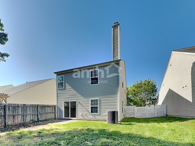 Building Photo - 7533 Argent Valley Dr