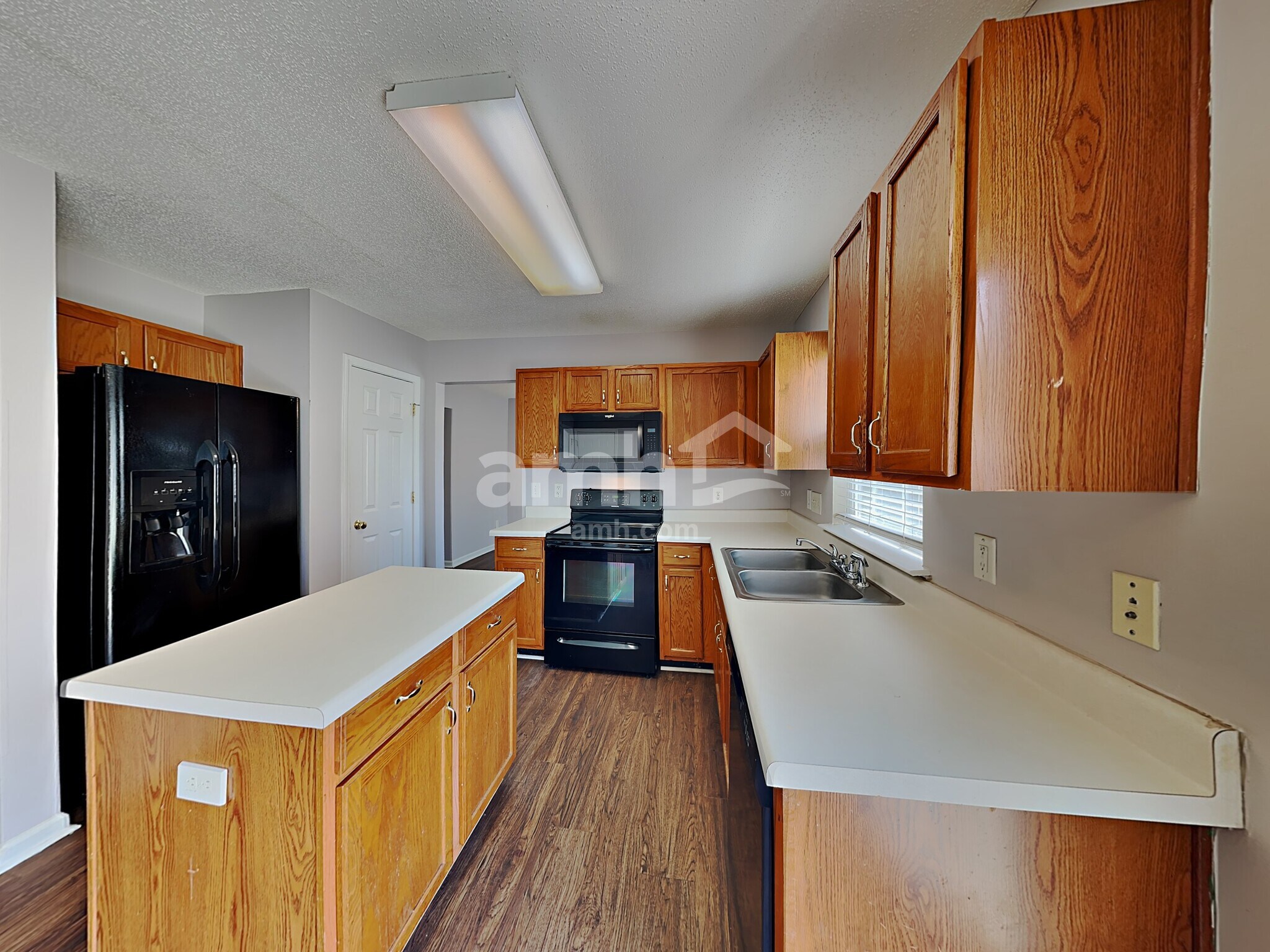 Building Photo - 1333 Harland St