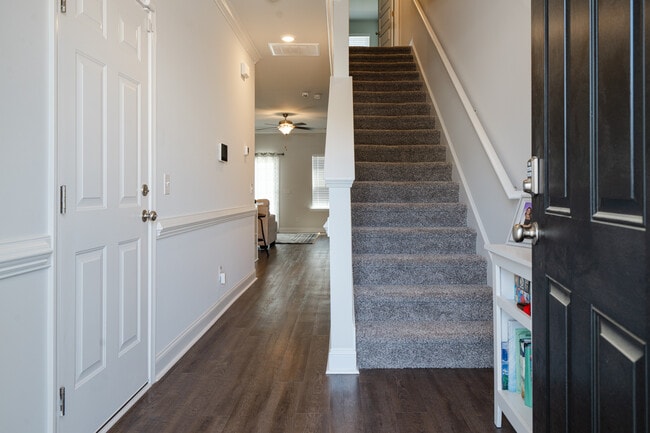 Building Photo - 24 Stafford Lp