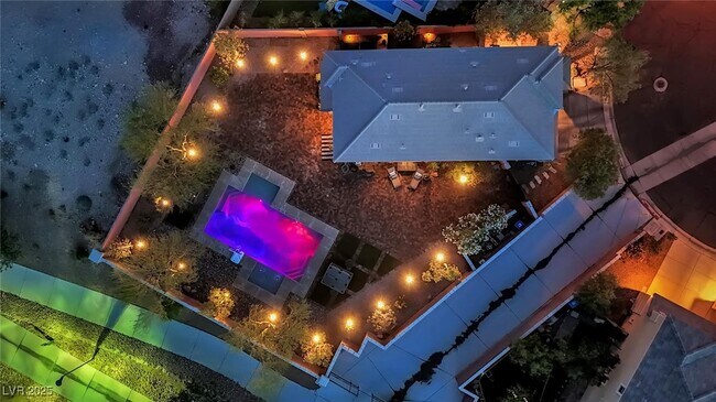 Building Photo - 9906 Stiges St