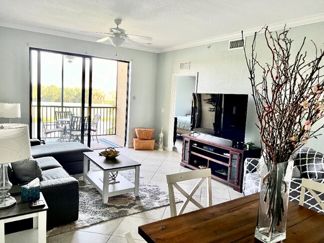 Building Photo - 7015 River Hammock Dr