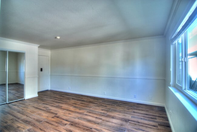 Building Photo - 2240 Angela Ct
