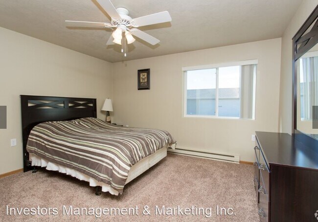 Building Photo - 2720 5th St NW