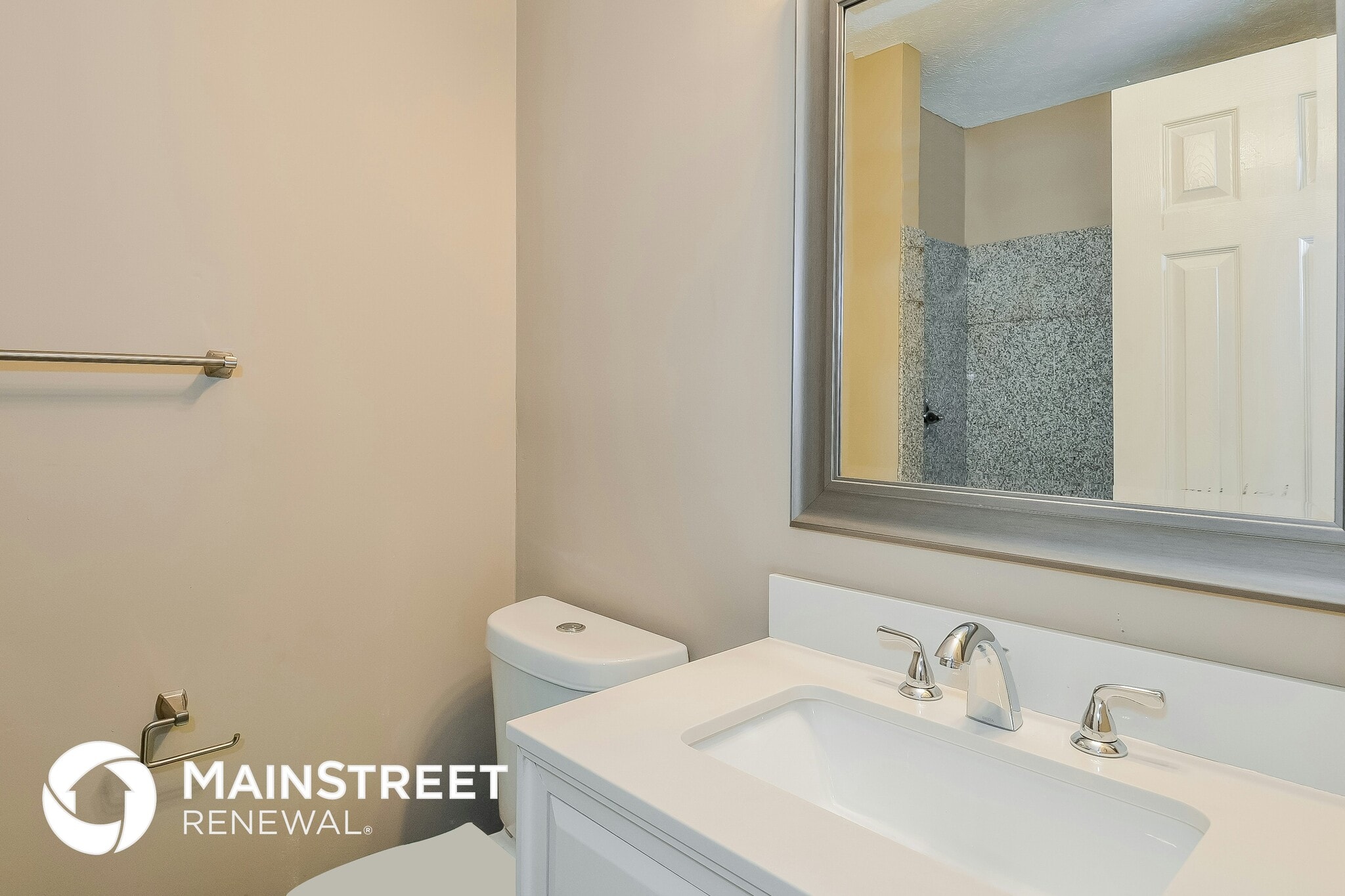 Building Photo - 4440 Naranja Dr S