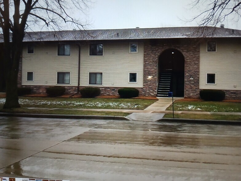 Building Photo - 1733 Maricopa Dr