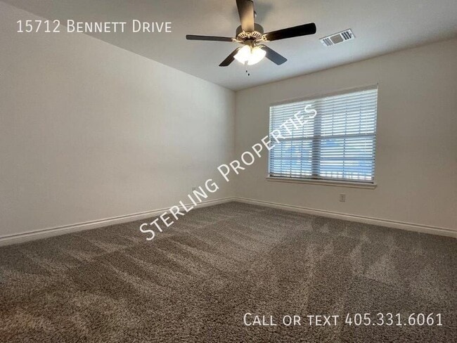 Building Photo - 15712 Bennett Dr