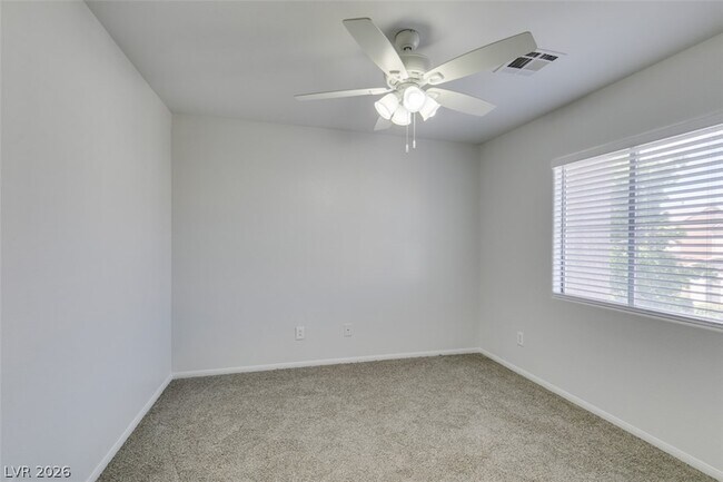 Building Photo - 868 Blue Rosalie Pl