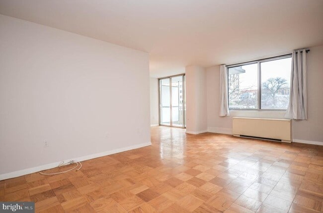 Building Photo - 3001 Veazey Terrace NW