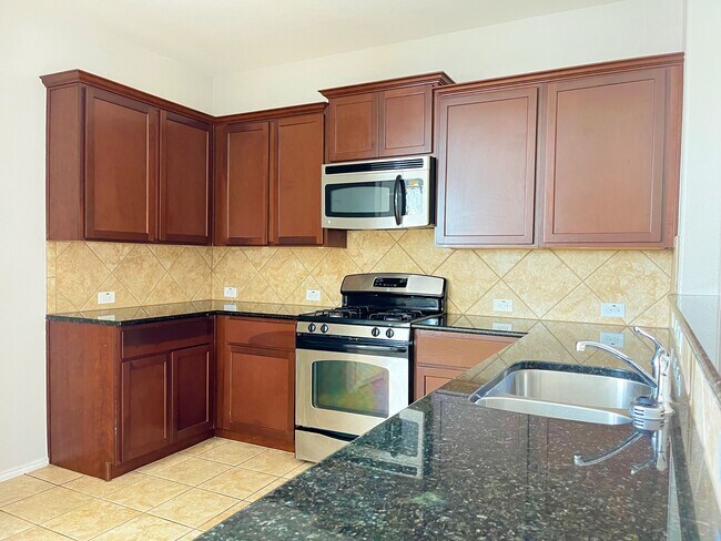 Building Photo - 2861 Houston Wood Dr