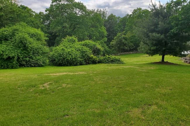 Building Photo - 148 Old Mill Rd