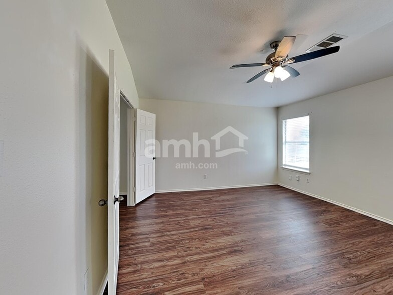 Building Photo - 14712 Bruno Cir