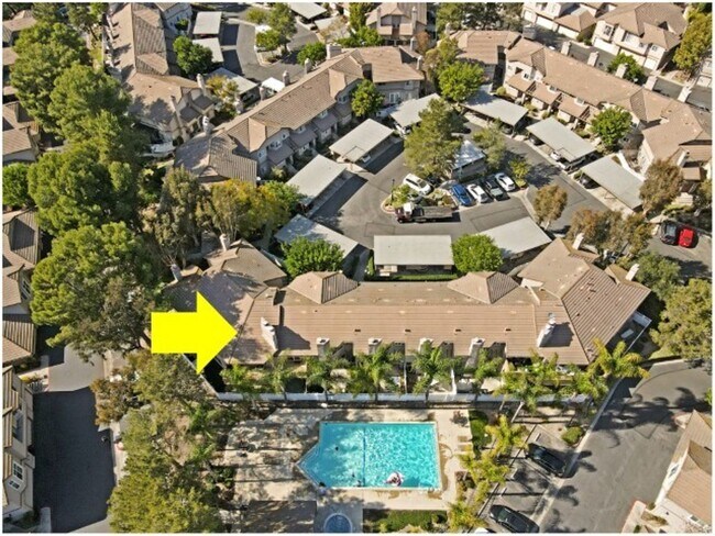 Building Photo - 2 Bedroom Condo - Laguna Hills!