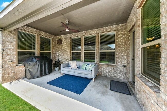 Building Photo - 25119 Sundance Park Ln