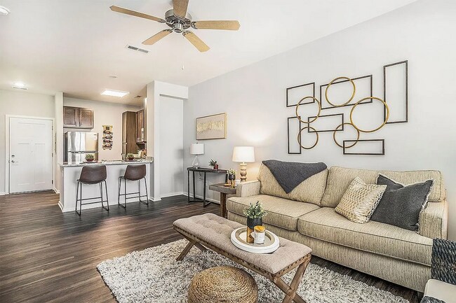 Building Photo - 368 Beacon Light Cir