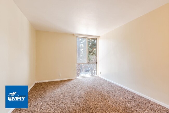 Building Photo - Condo for Rent in Culver City 2 Bed 2 Bath...