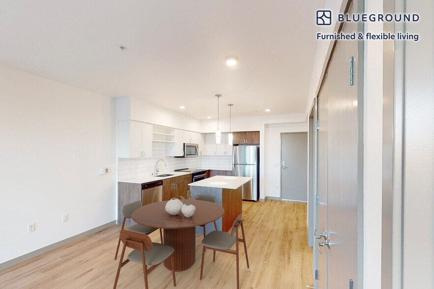 Building Photo - 109 S Division St