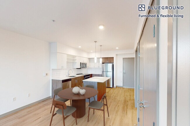 Building Photo - 109 S Division St