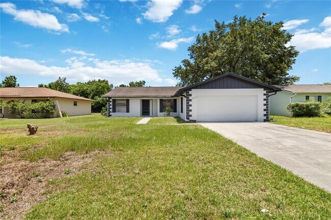 Primary Photo - 406 Long Dr
