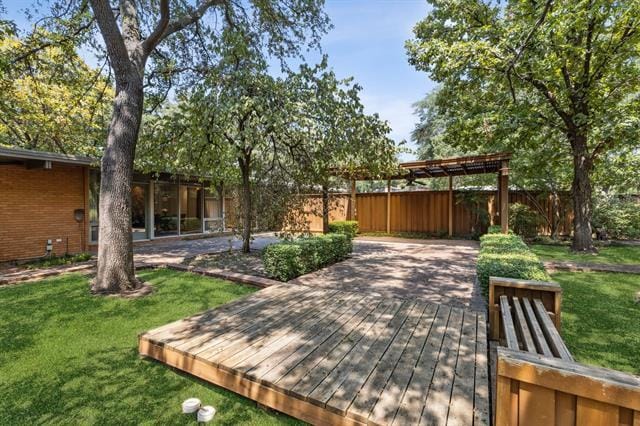 Building Photo - 10714 Royal Springs Dr