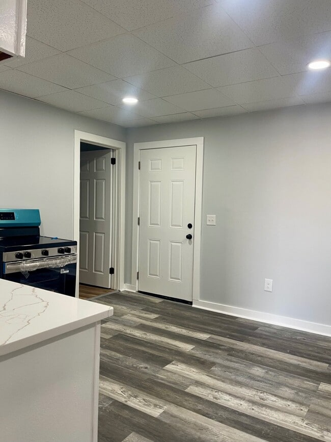 Building Photo - 43-45-45 N Broad St