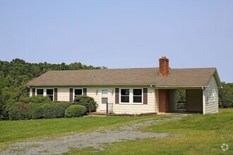 Building Photo - 10 Acre Scottsville Farmette - Bring Your ...