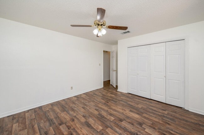 Building Photo - 624 Hill St