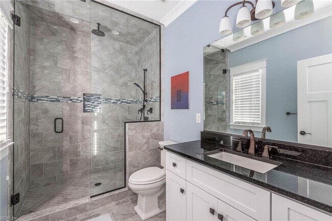 Building Photo - EAST BEACH