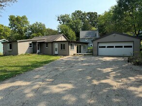 Building Photo - City Close, Country Feel – Charming Madiso...