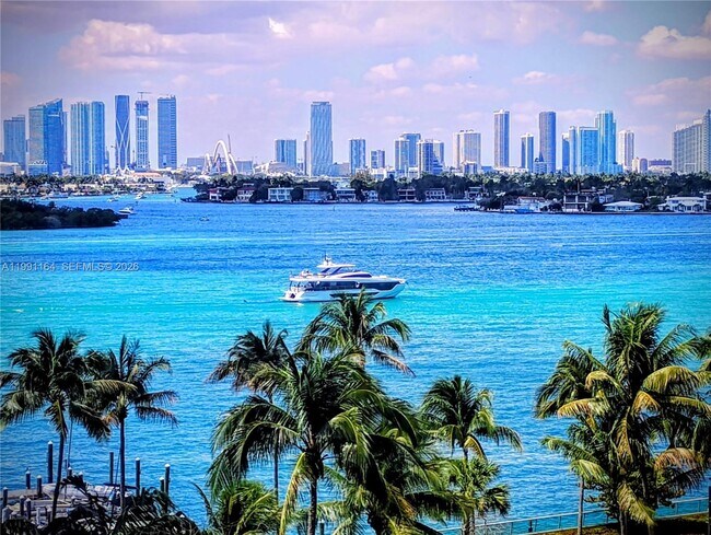 Building Photo - 1500 Bay Rd