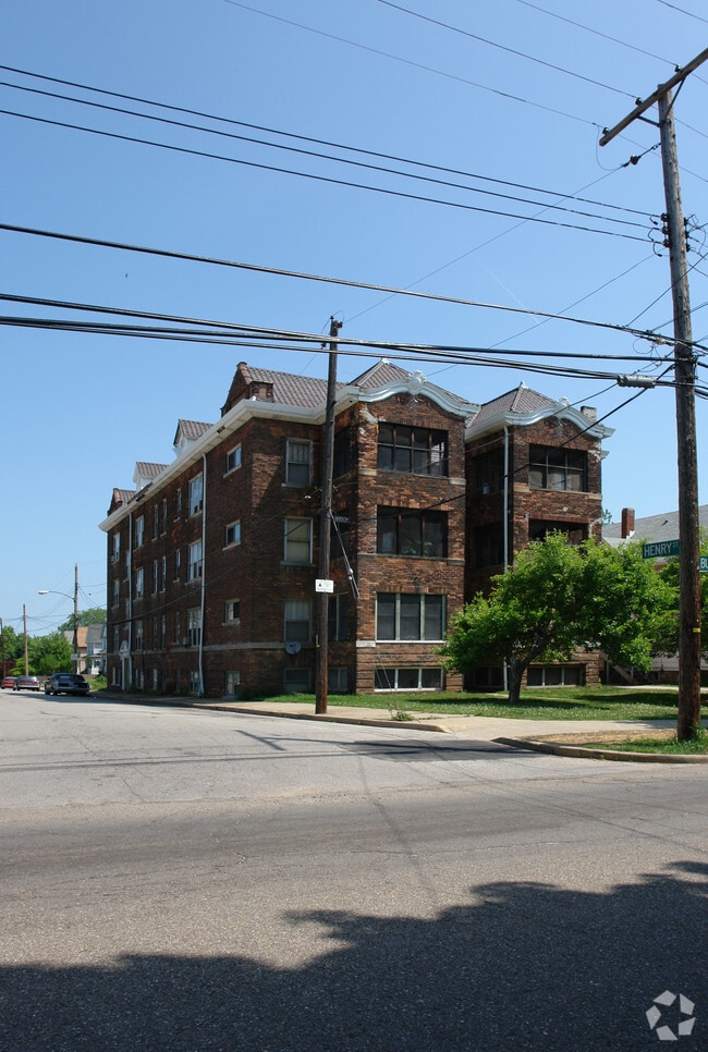 835 Buchtel Ave 835 Buchtel Ave Akron OH 44305 Apartment Finder